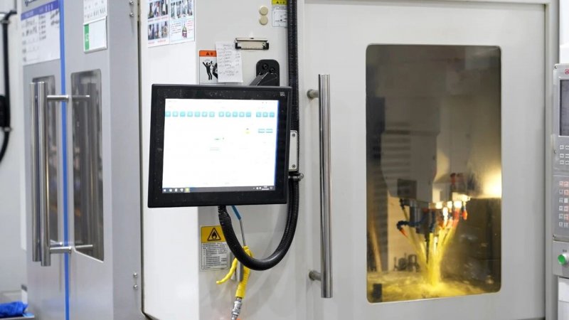 1762405921191046LYv2.jpg 微信圖片_20251103105700.jpg